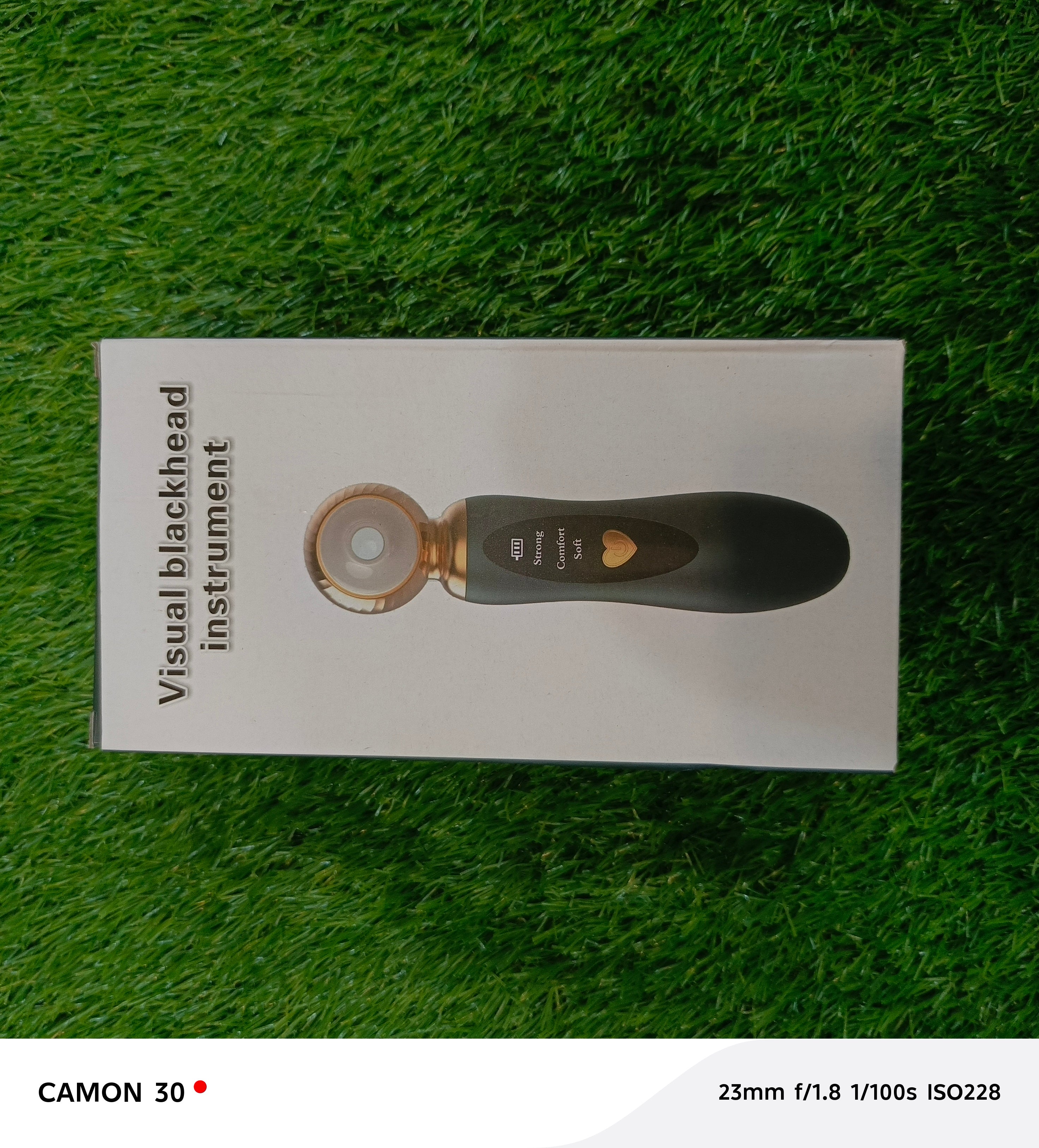 Visual blackhead istrument